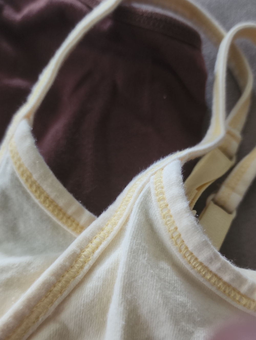 6 Assorted Tank Tops - Picture 7 of 10